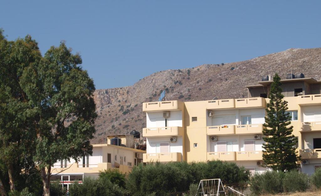 Blue Lagoon Hotel Amudára Laszithiu Kültér fotó