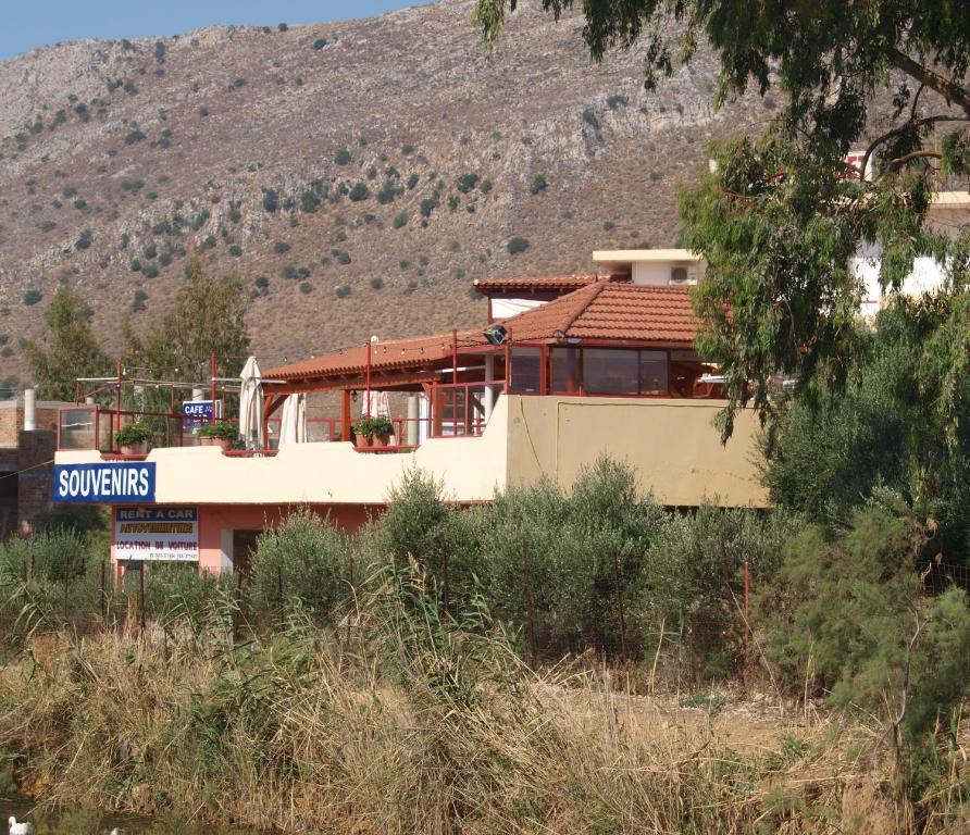 Blue Lagoon Hotel Amudára Laszithiu Kültér fotó